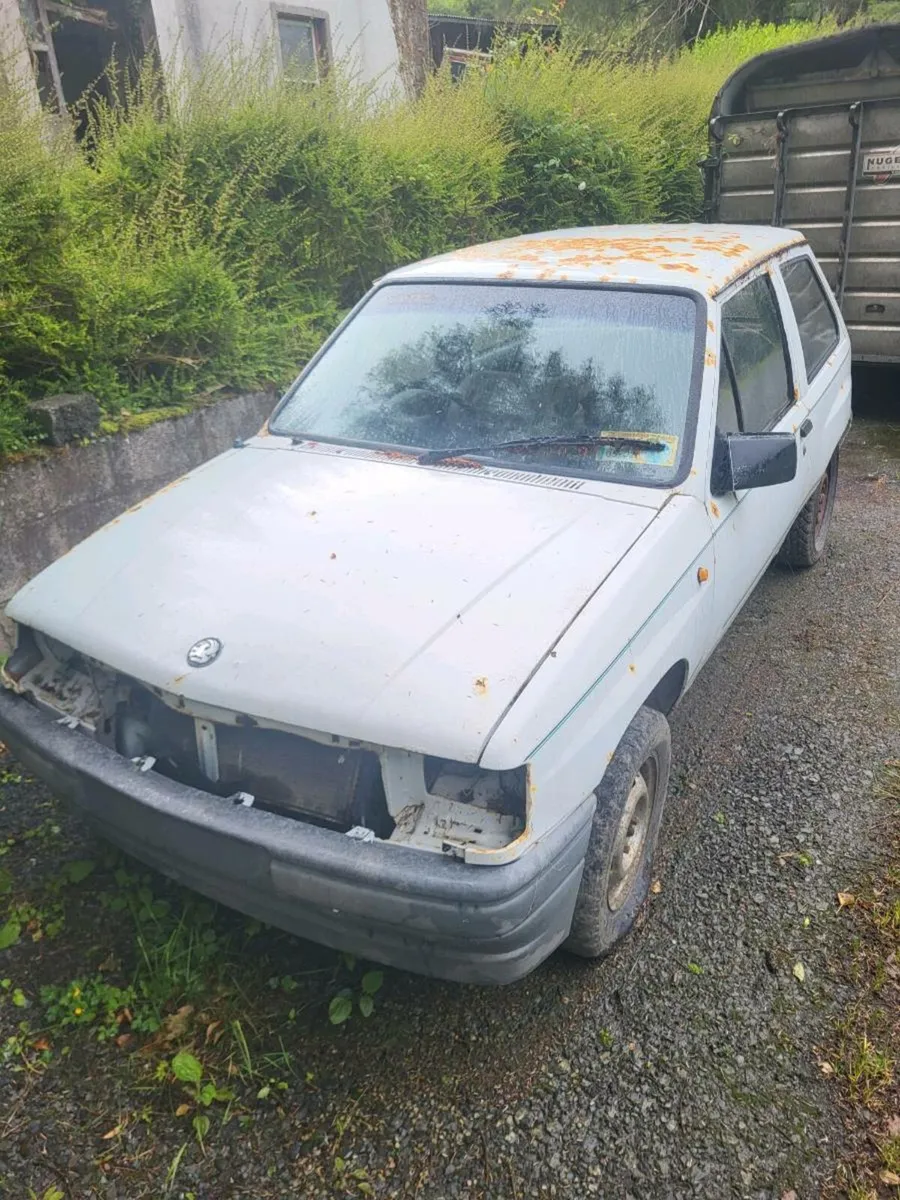 Vauxhall Nova shell - Image 3