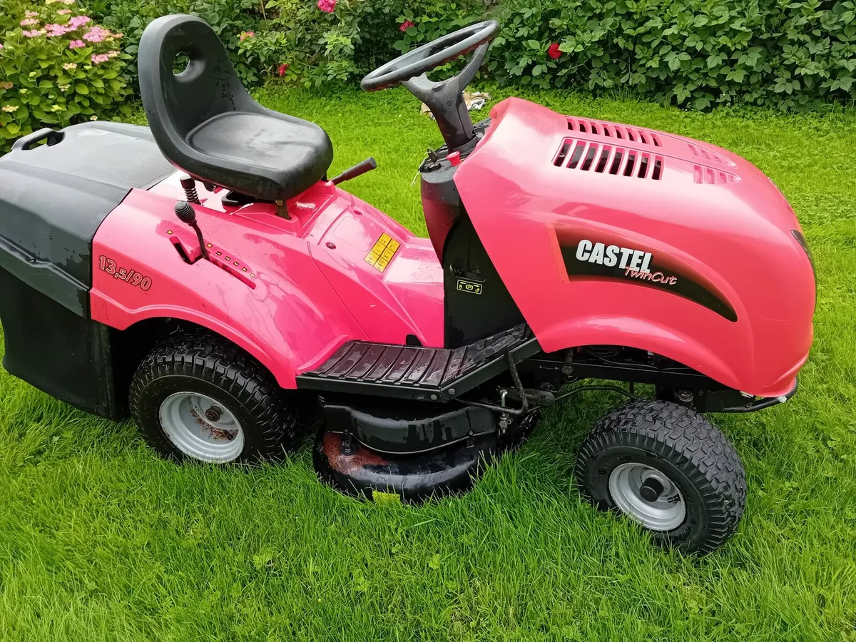 Ride-on Lawnmower - Image 1
