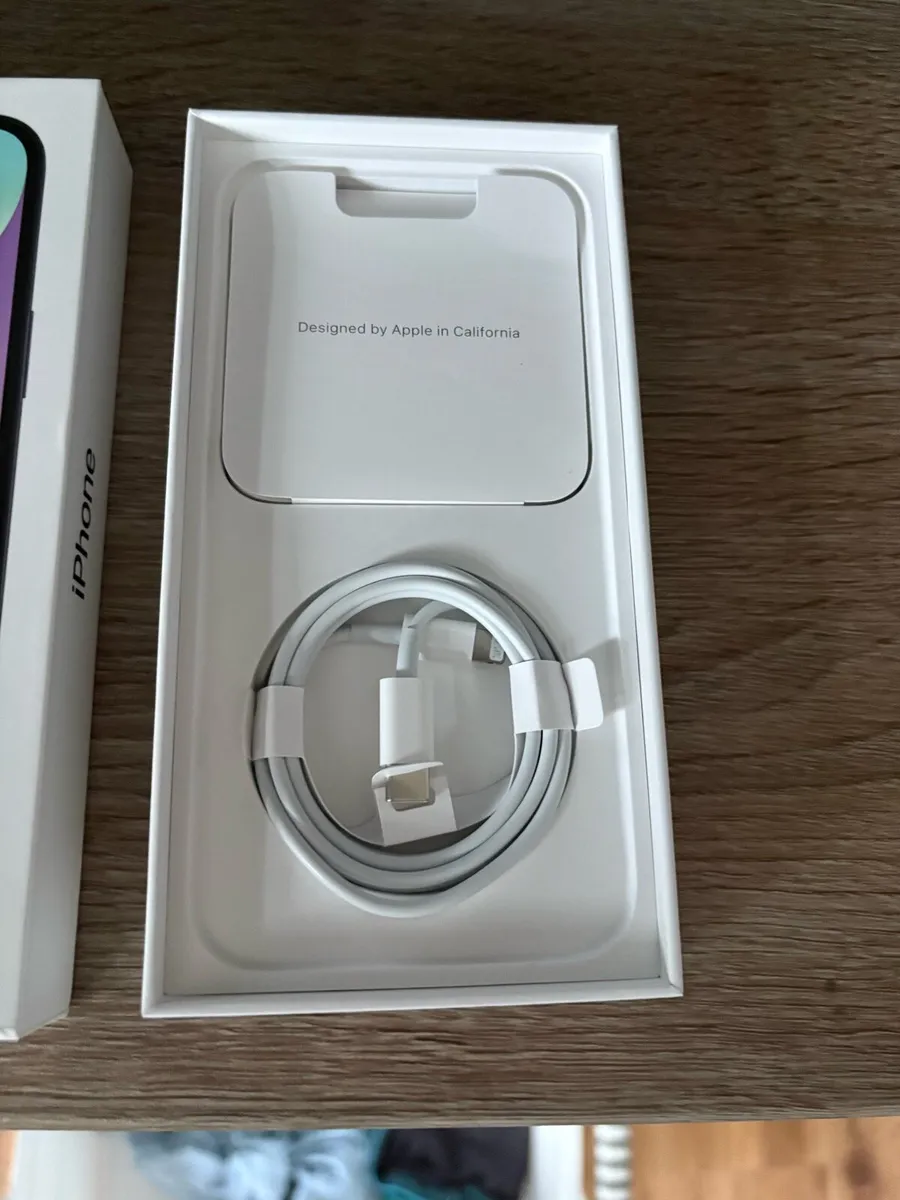 iPhone 14 Plus 128 used in perfect condition - Image 4