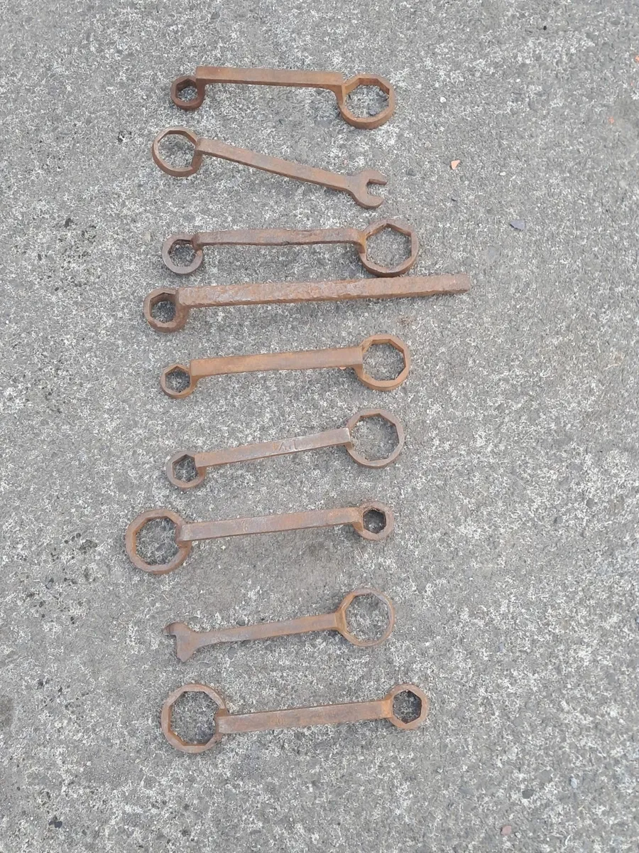 Antique  wrenches - Image 2