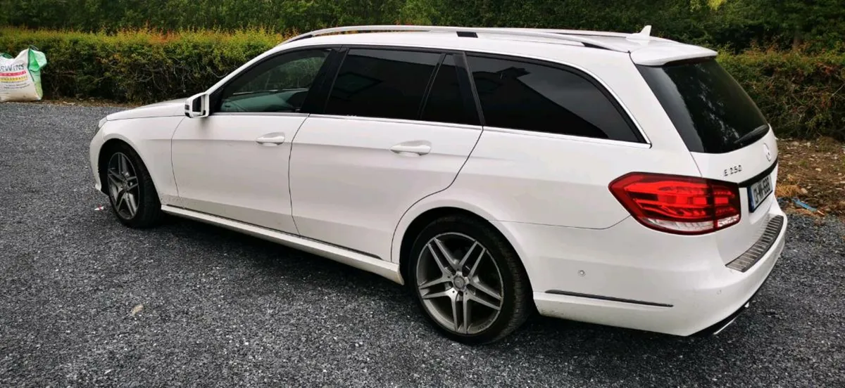Mercedes Benz E250cdi - Image 2