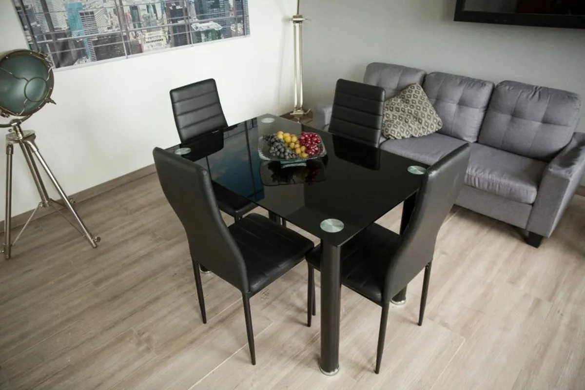 Glass Dining Table Set 4 chairs Free delivery - Image 3