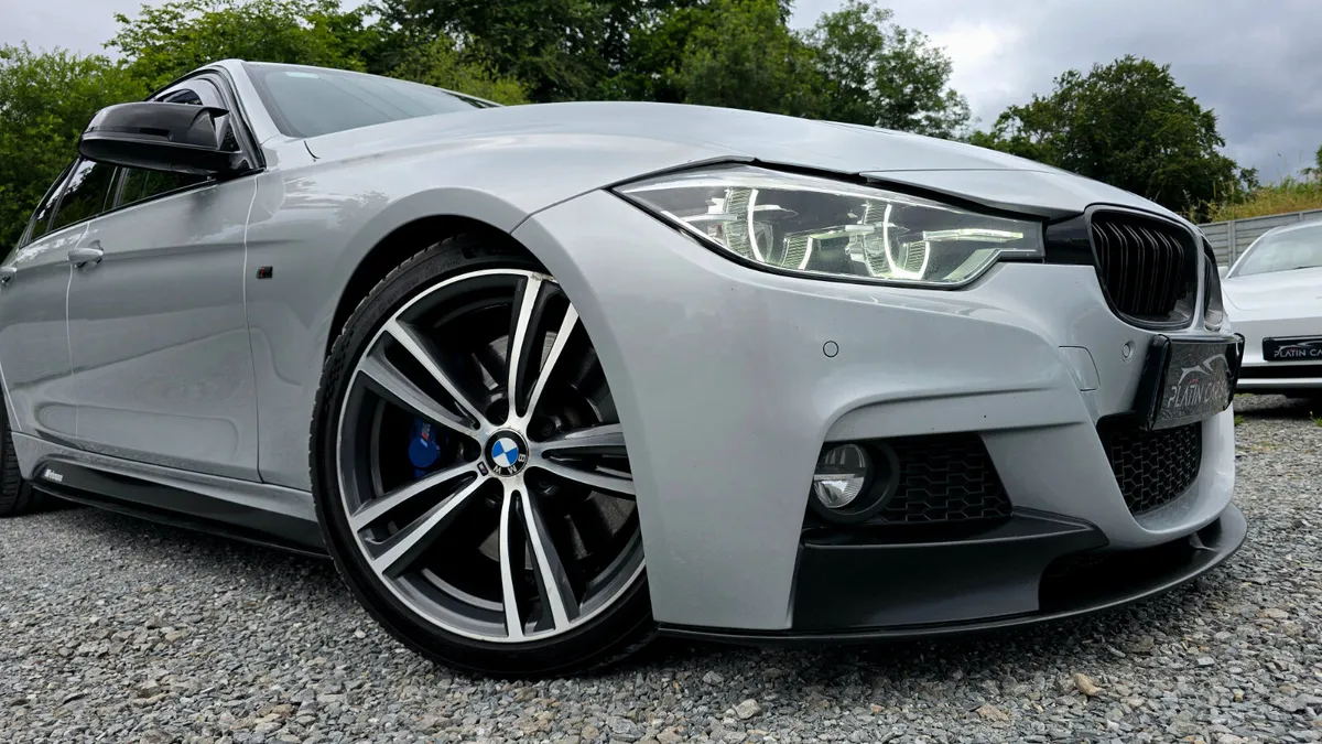 🔥 2017 BMW 330I M-sport Auto Petrol 252BHP - Image 3