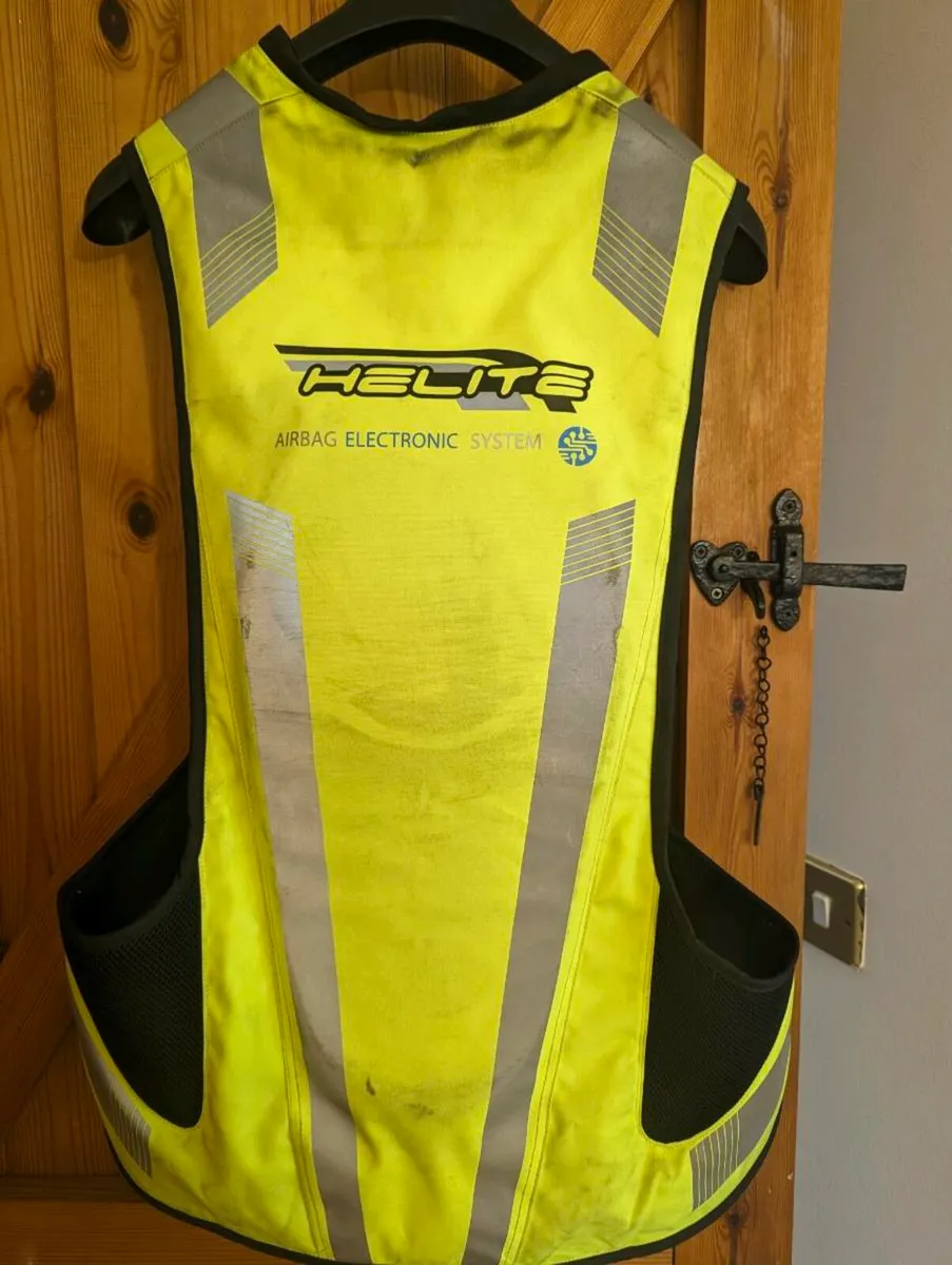 Helite e-turtle 2.0 airbag vest + fork sensor kit - Image 4