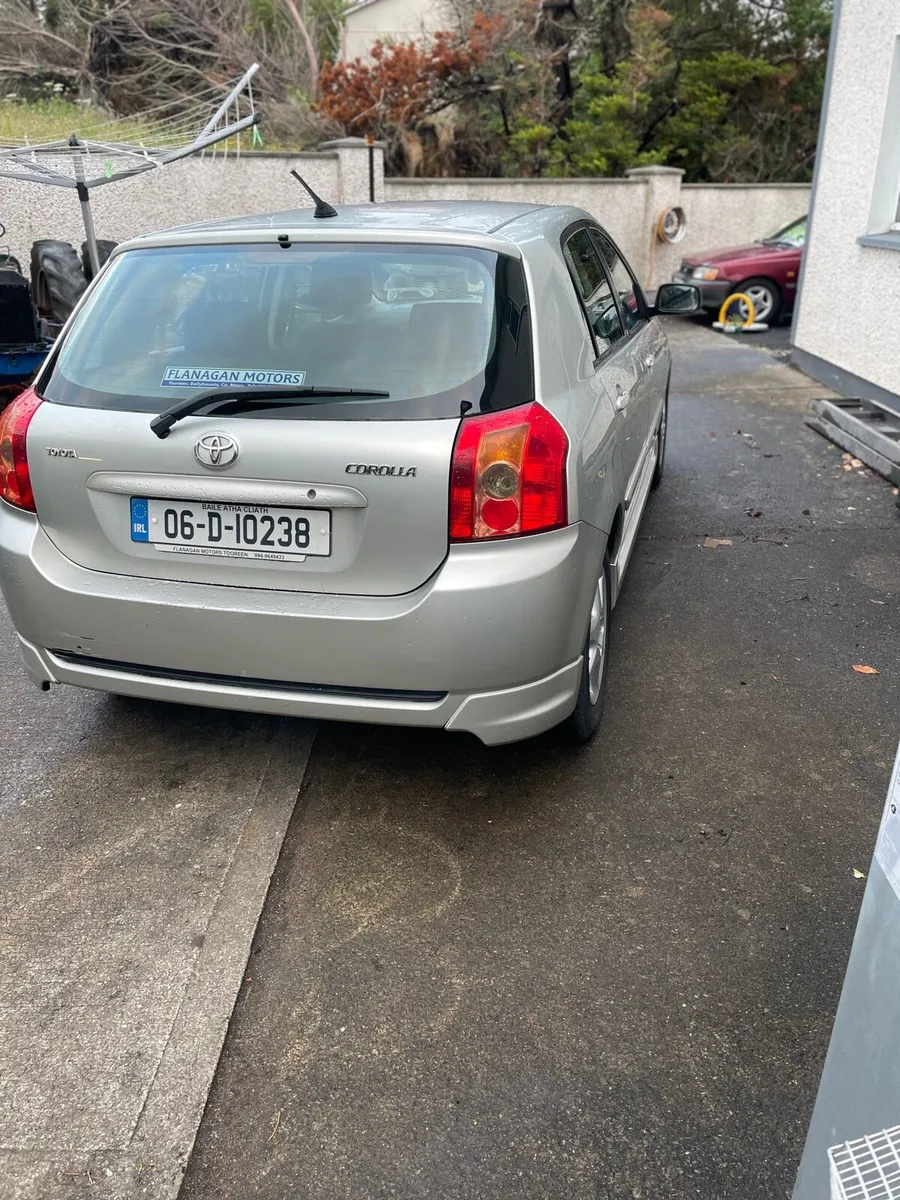 Toyota Corolla vvti - Image 1