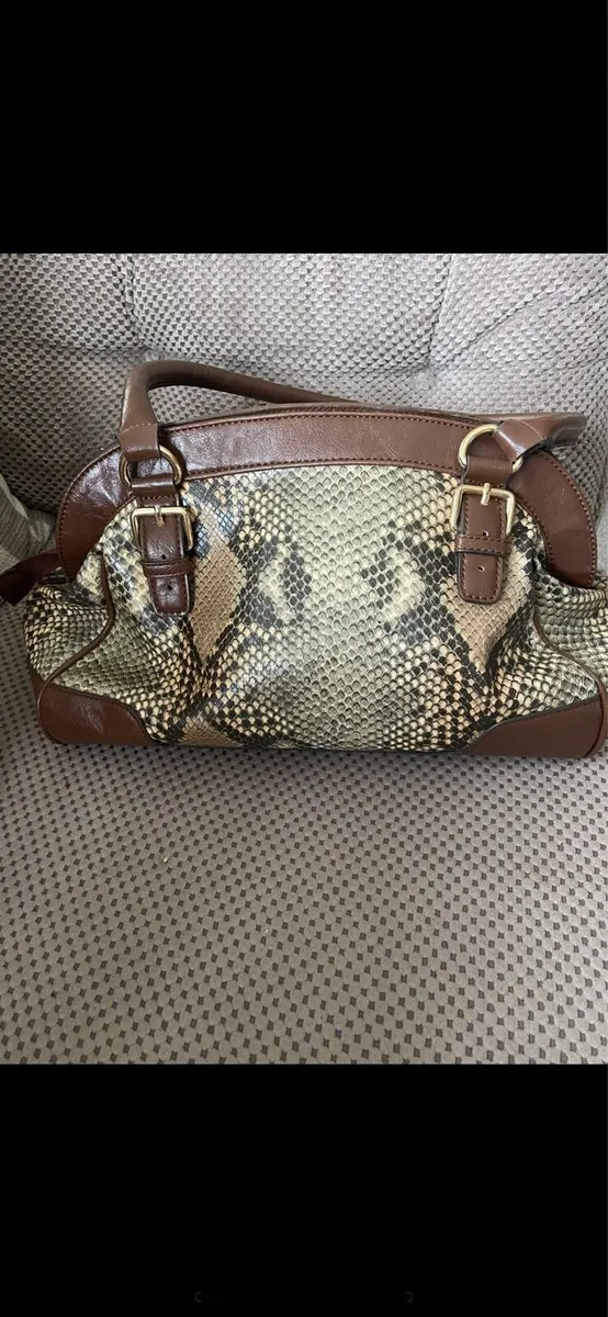 Liz Claiborne bag - Image 2
