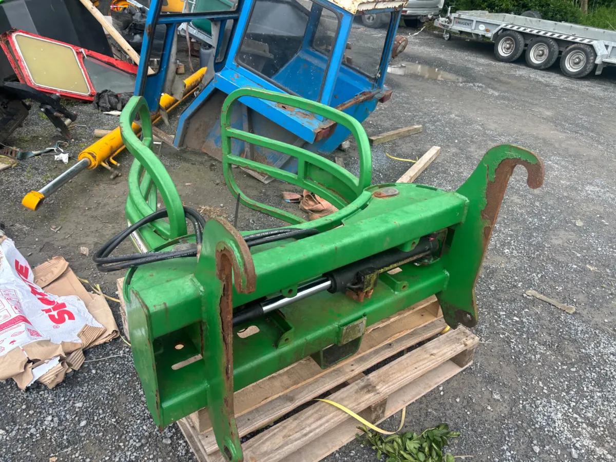Cashels Soft Hands Stacker C/W Q fit brackets - Image 2