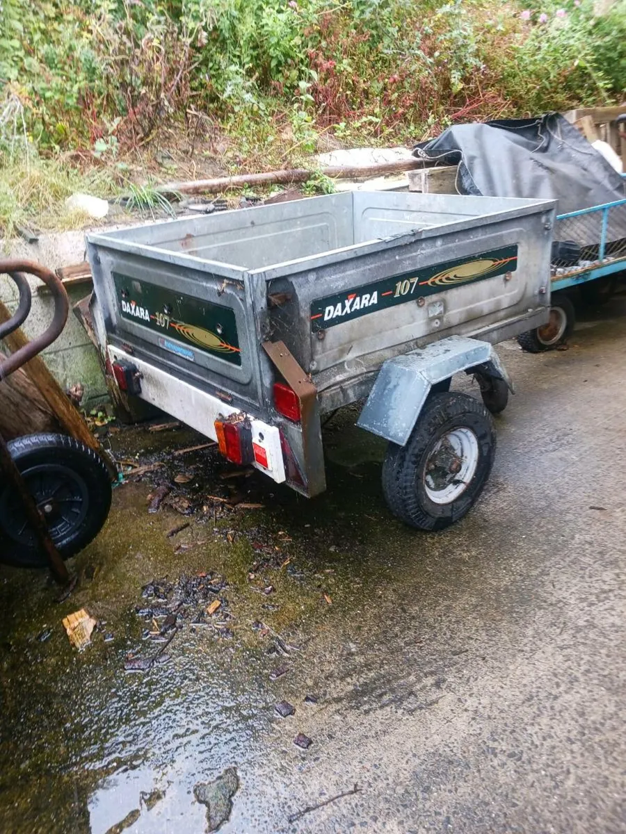 Trailer - Image 1