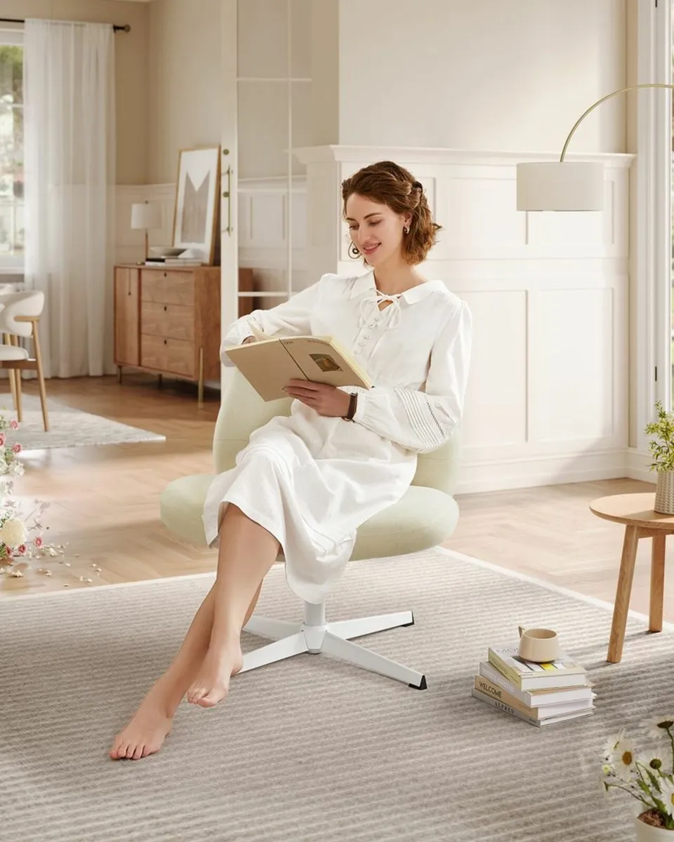 Modern Office Chair Wide Seat, Cross Base, and Adj - Image 3