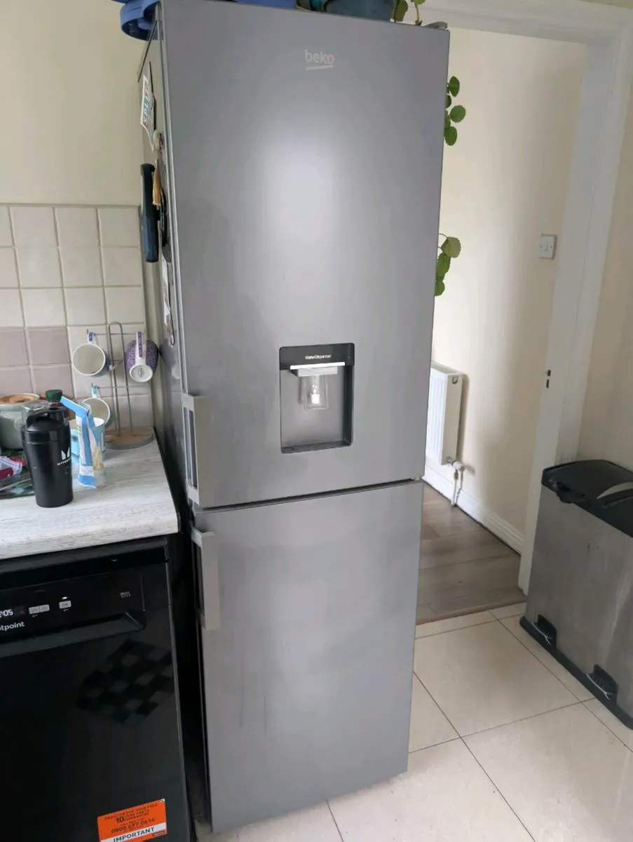 Fridge and Cooker - Image 1