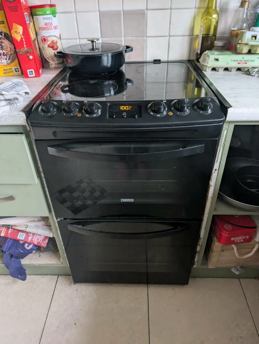 Fridge and Cooker - Image 2