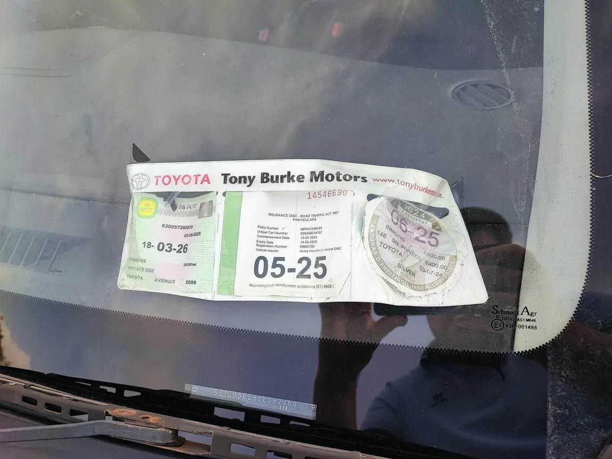 Toyota Avensis 2009 - Image 2