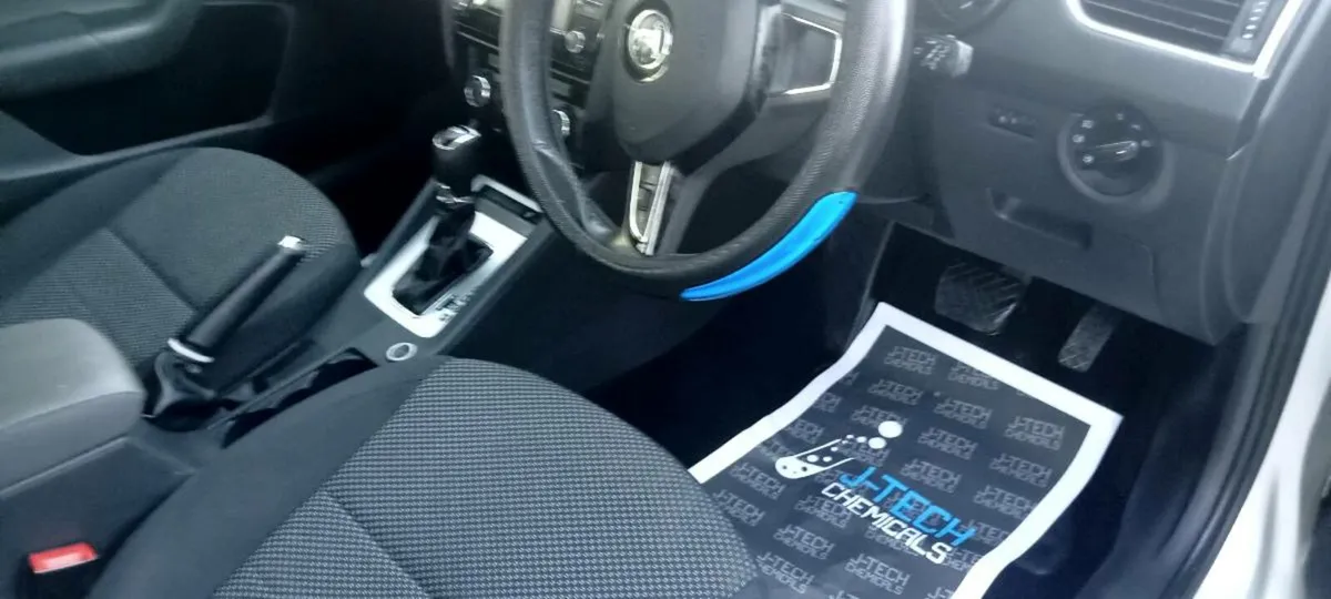 SKODA OCTAVIA AUTOMATIC 1.6 2016 - Image 2
