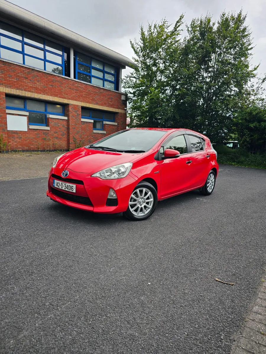 Toyota Aqua 2014 Automatic - Image 1
