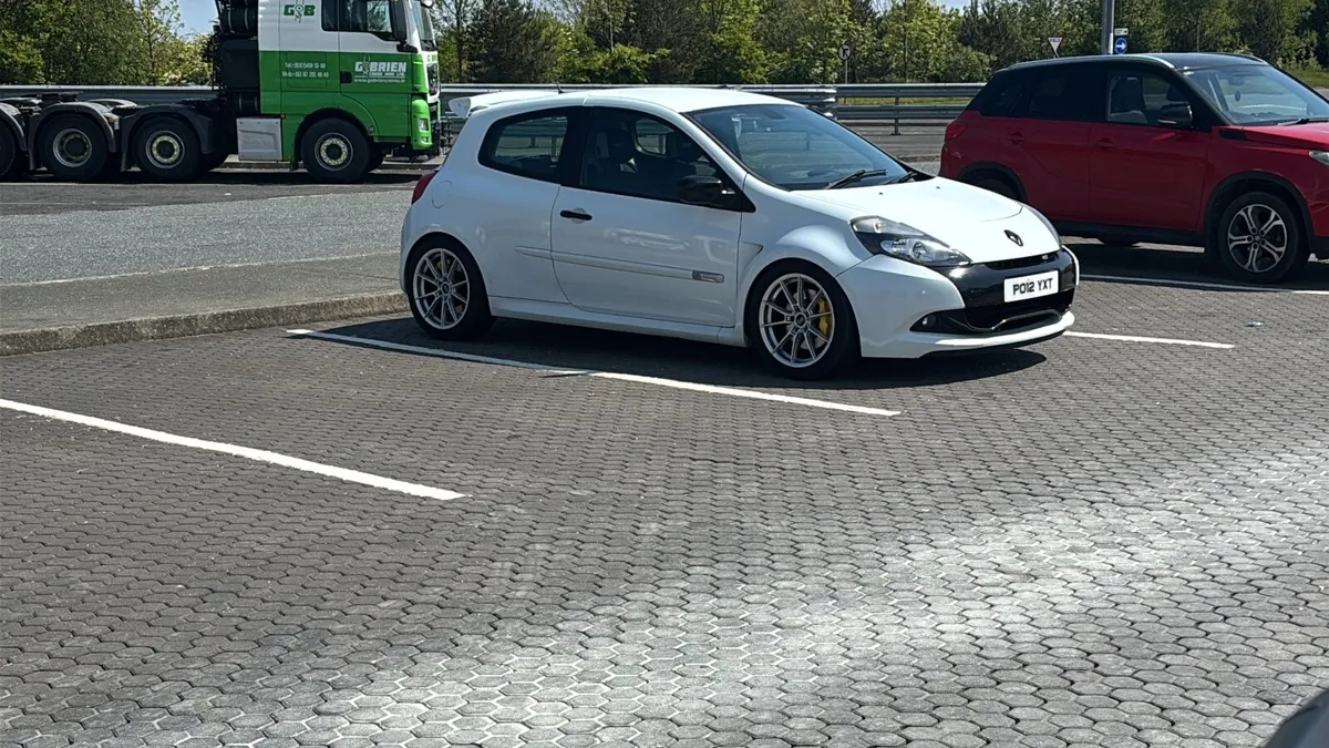 Renault Clio RS Cup 2012 - Image 4