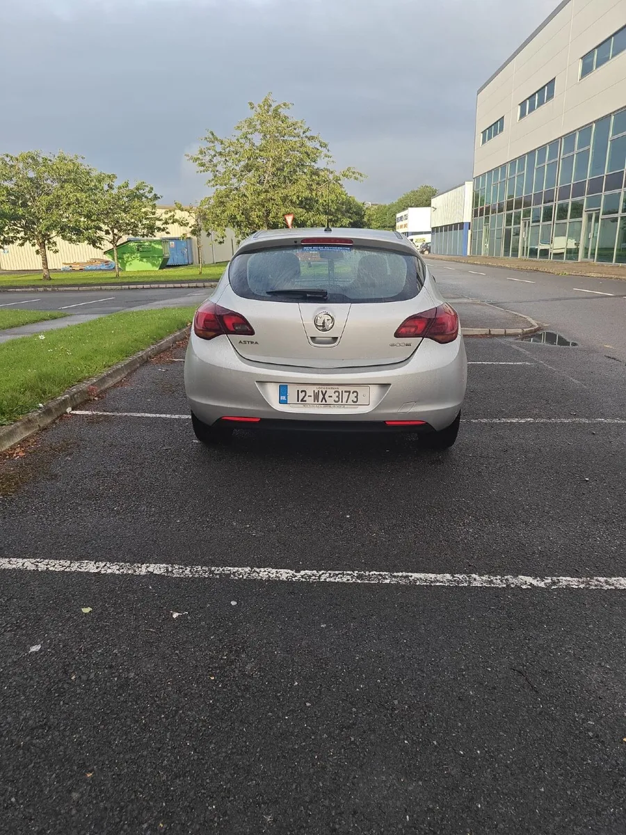 Vauxhall Astra 2012 - Image 4