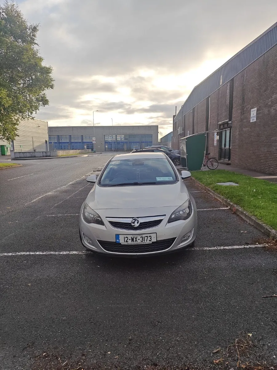Vauxhall Astra 2012 - Image 3