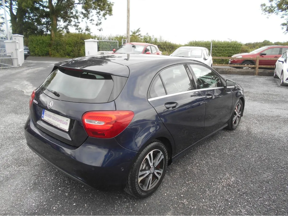Mercedes-Benz A-Class A180 D SE Executive (camera - Image 2