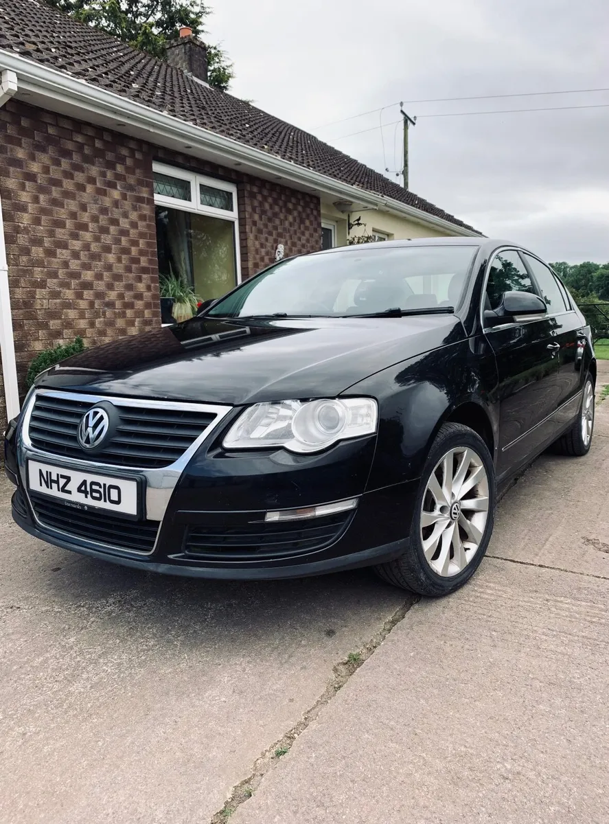 Volkswagen Passat 2006 - Image 1