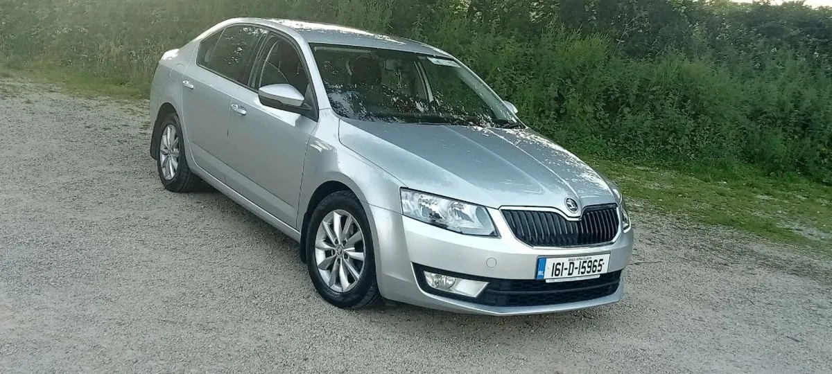 SKODA OCTAVIA AUTOMATIC 1.6 2016 - Image 1