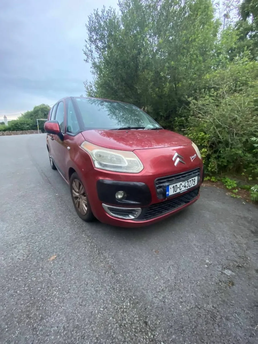 Citroen C3 Picasso 2010 - Image 1