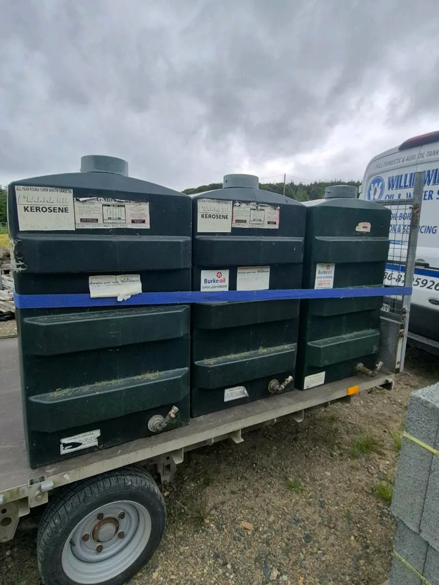 Oil tanks - Image 2