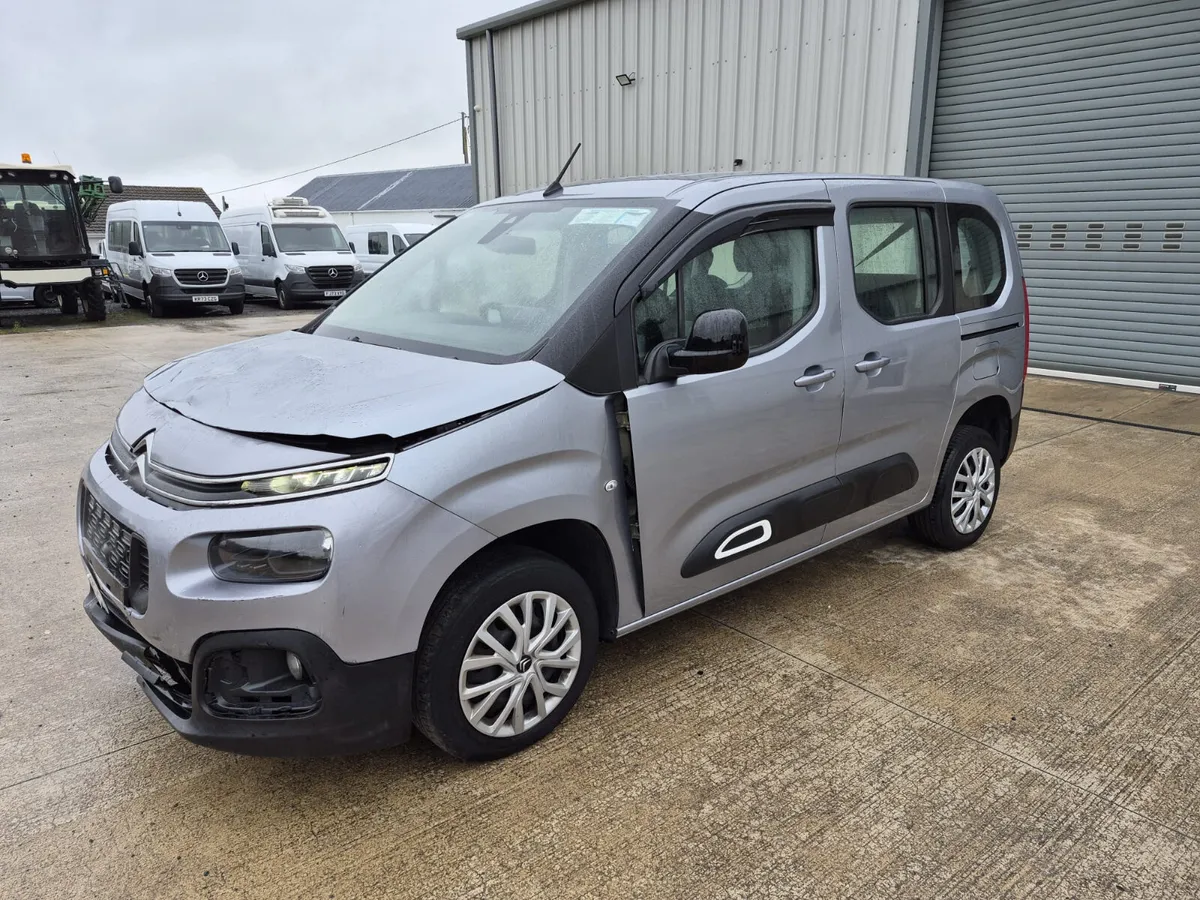 222 CITROEN BERLINGO 1.5 HDI WHEELCHAIR ACCESS TAX - Image 4