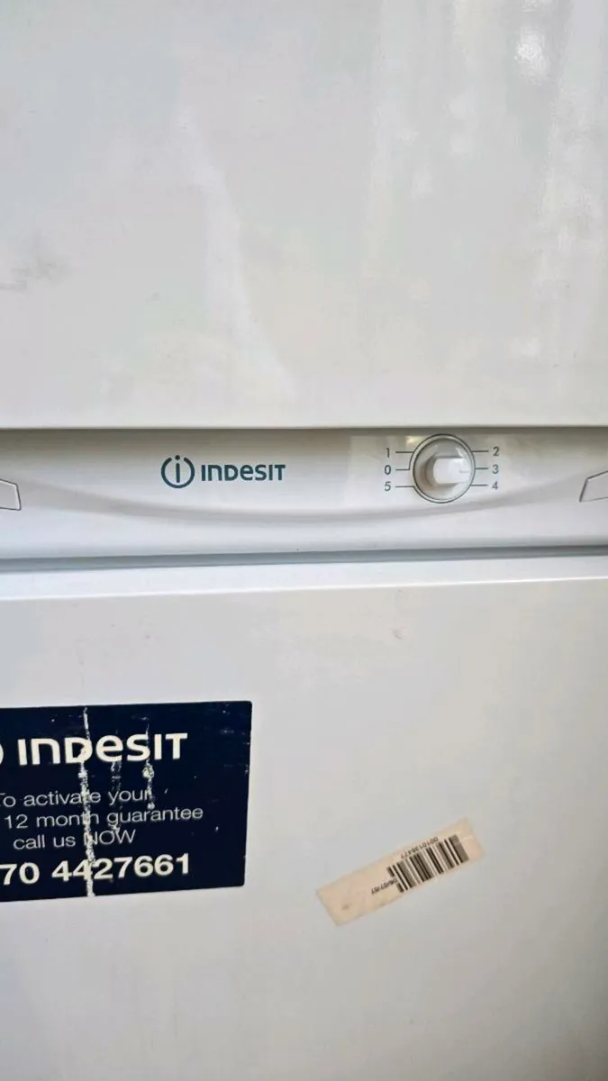 Built in fridge - Image 2