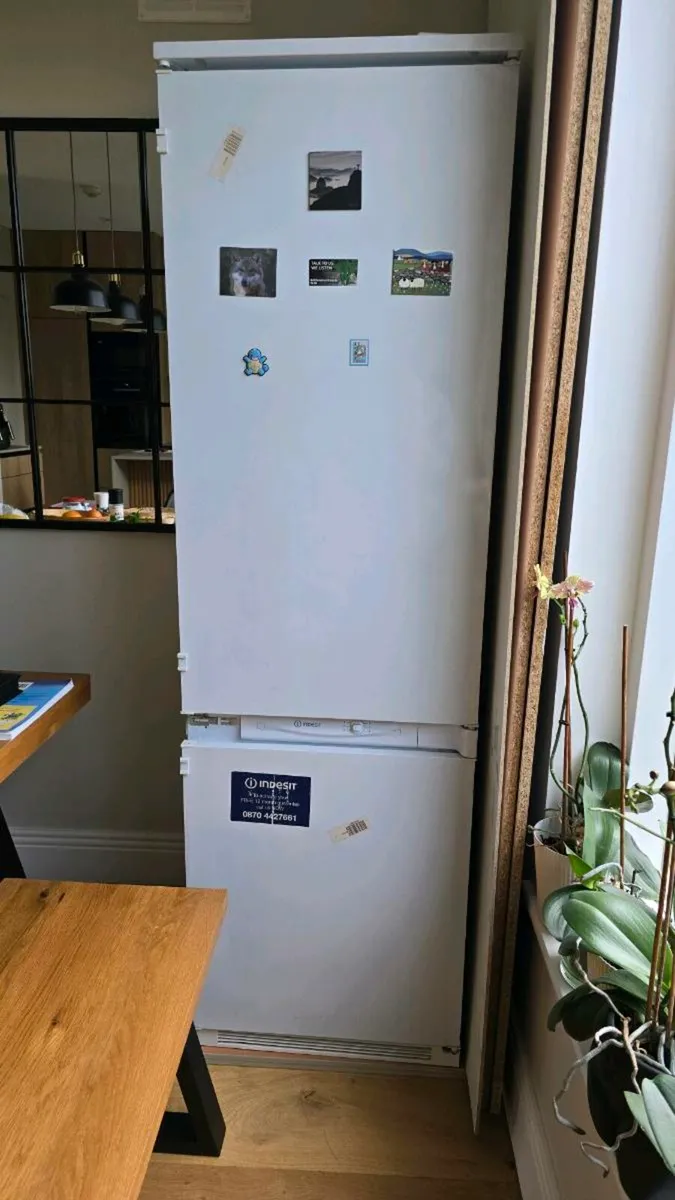 Built in fridge - Image 3