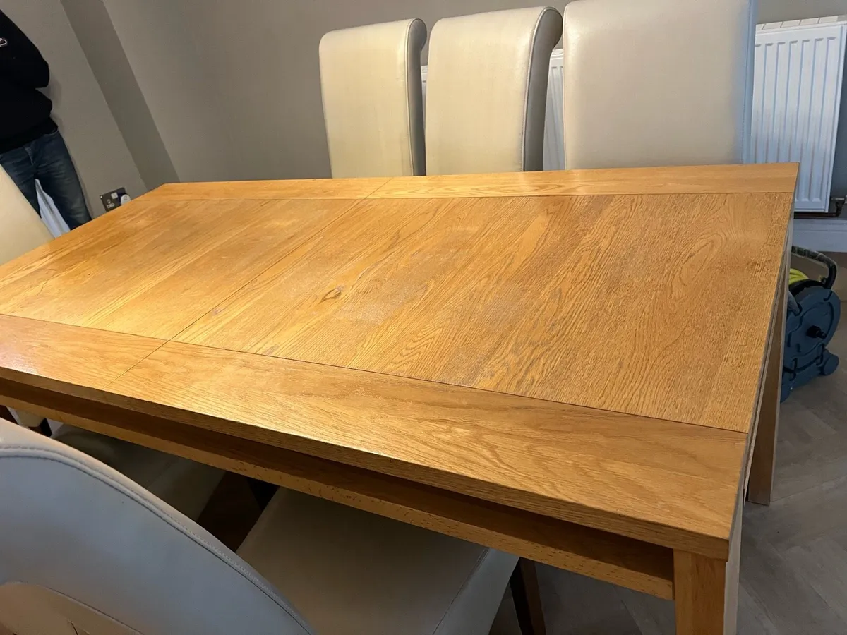 Dinning table - Image 2