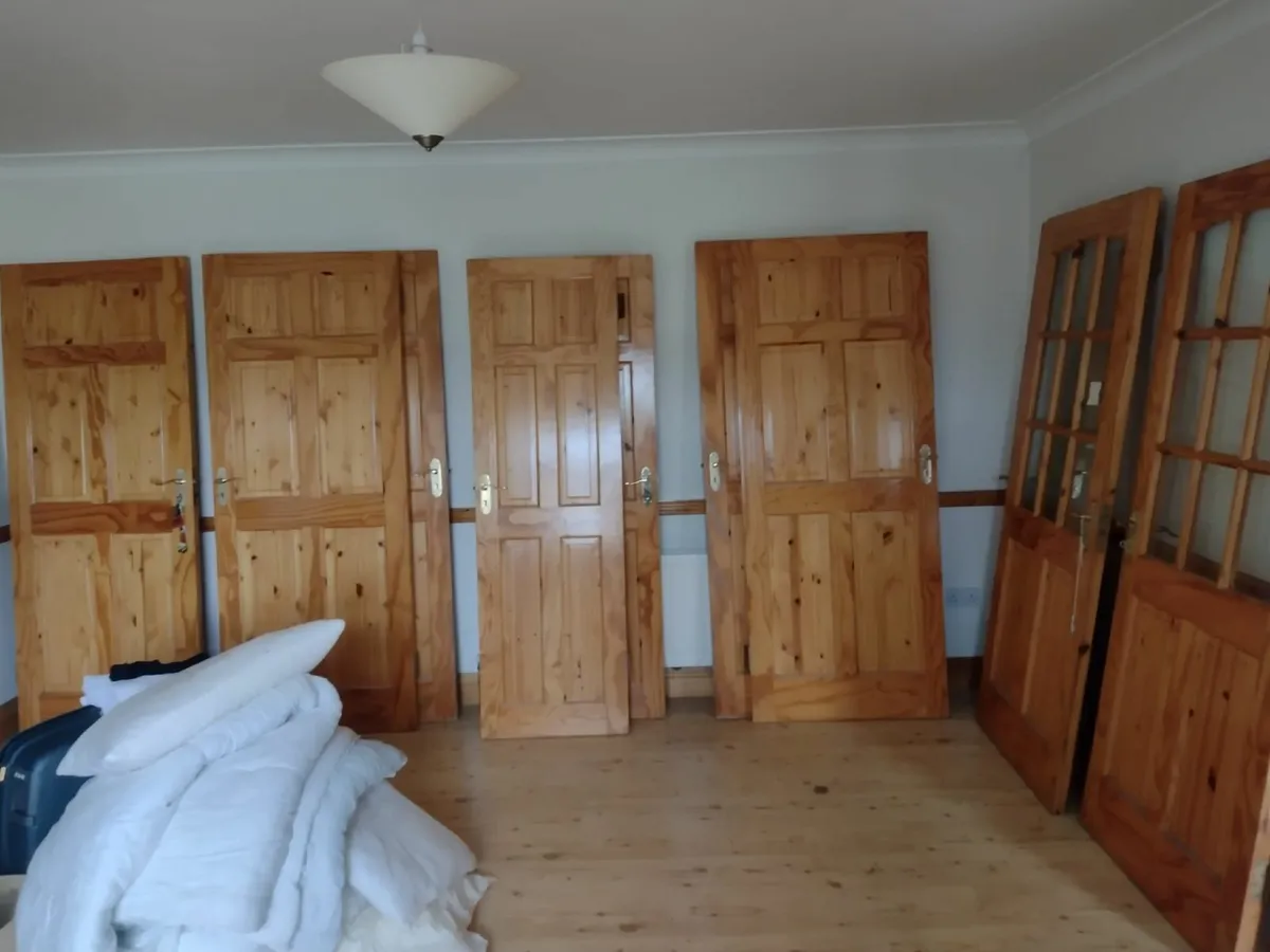 Solid Pine Doors - Image 4