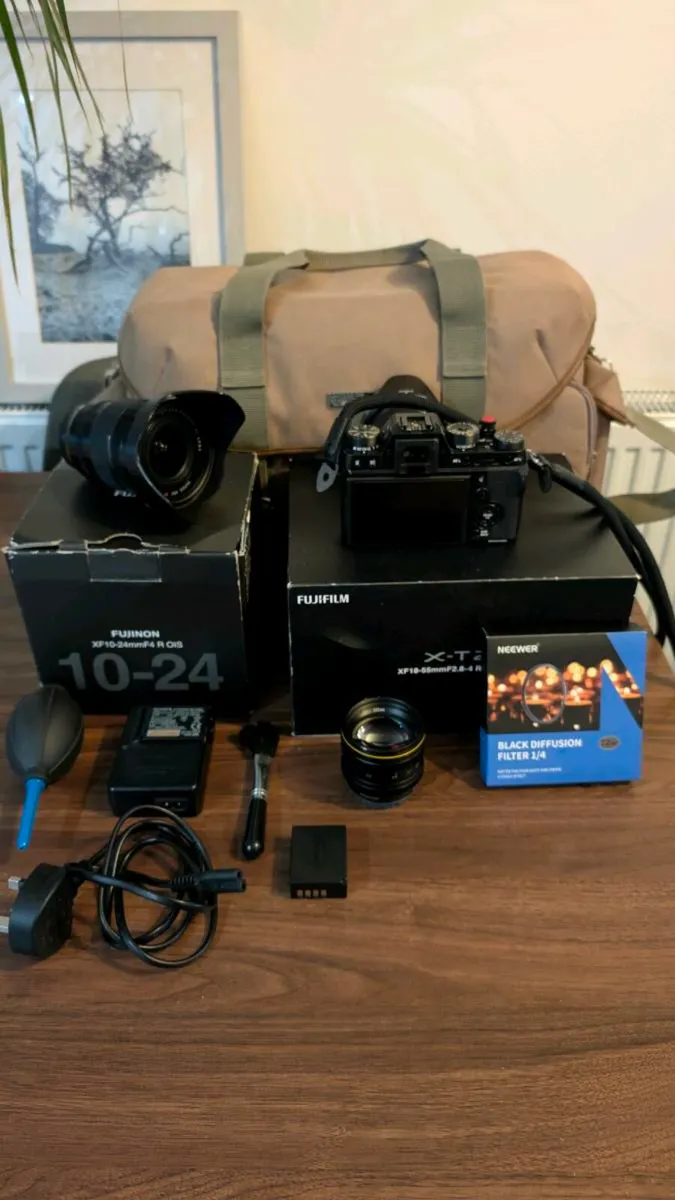 Fujifilm X-T2 Camera Kit – Lenses + Accessories - Image 4
