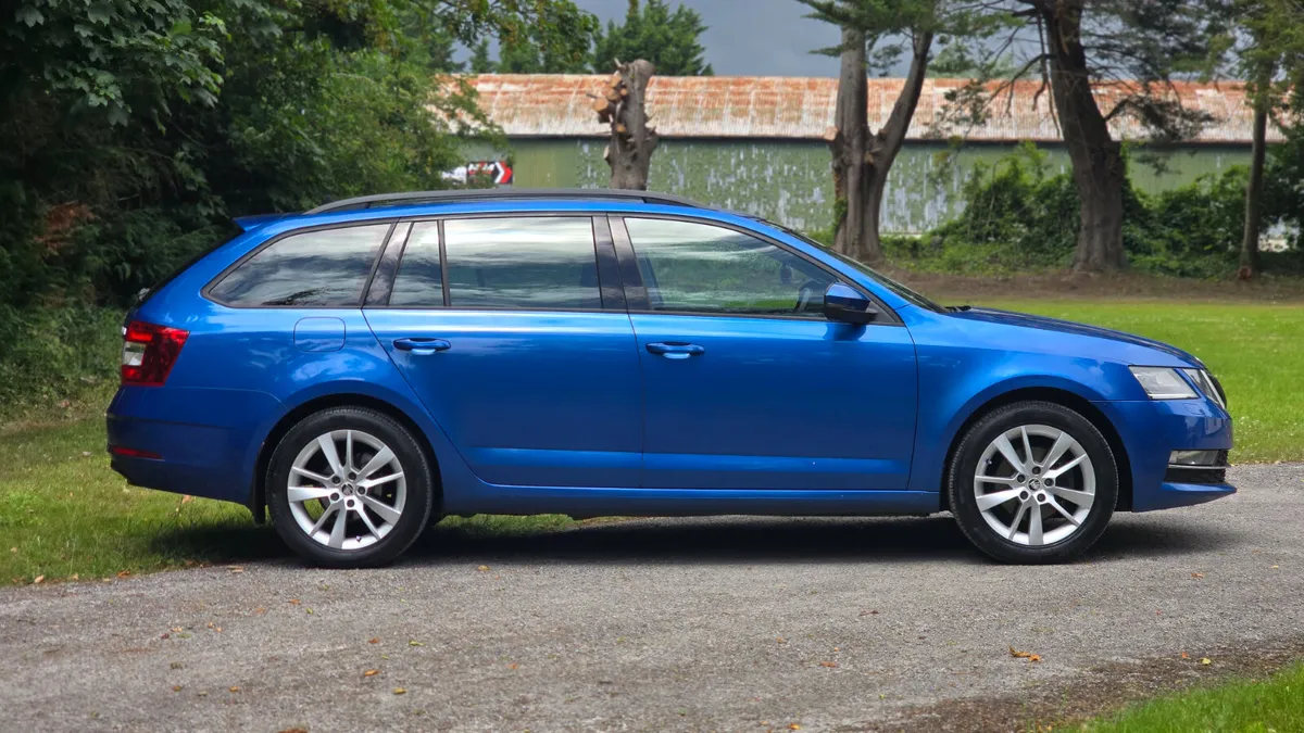 2017 Skoda Octavia 2.0 TDI 150BHP SE - Image 3