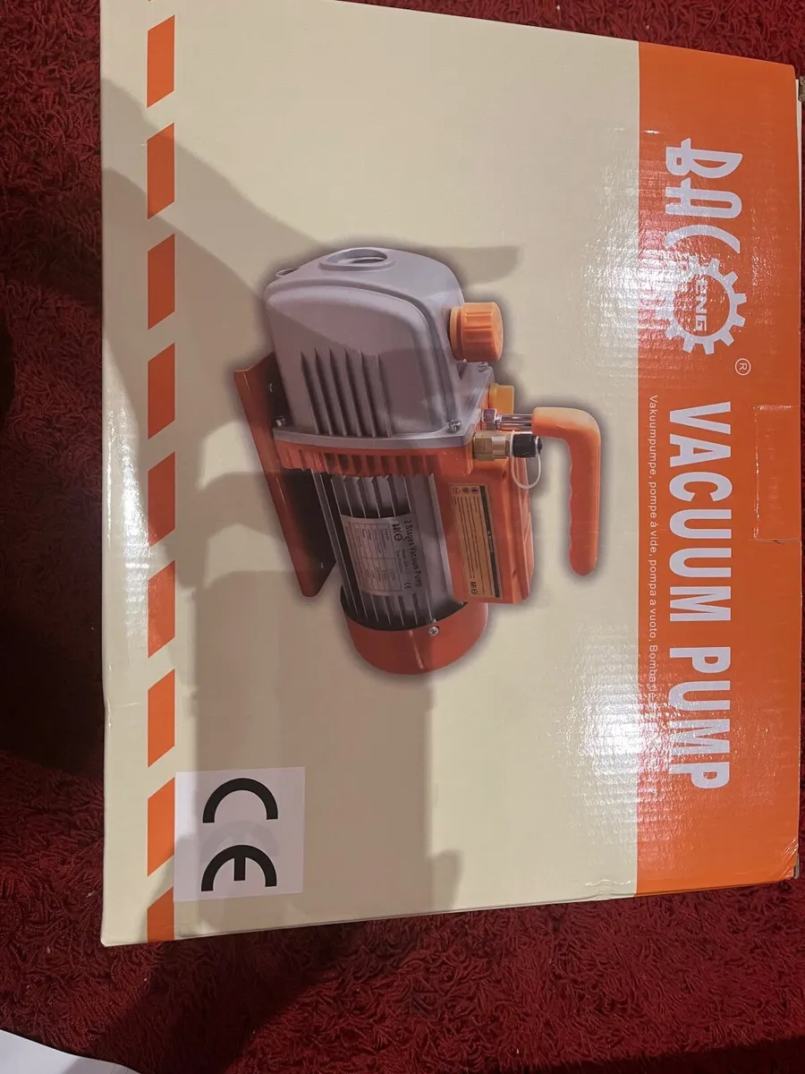 BacoEng Vacuum Pump & Chamber - Image 1