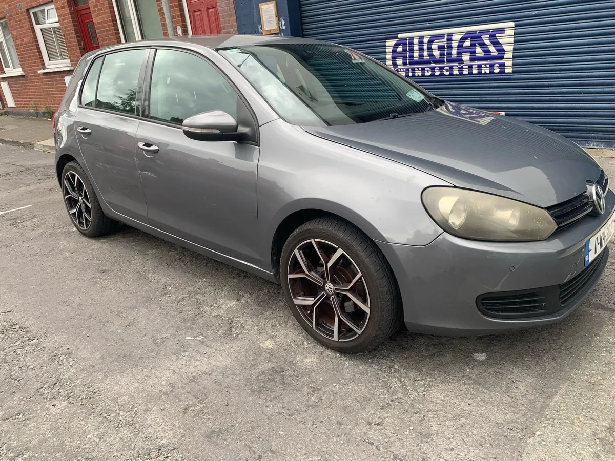 Volkswagen Golf - Image 1