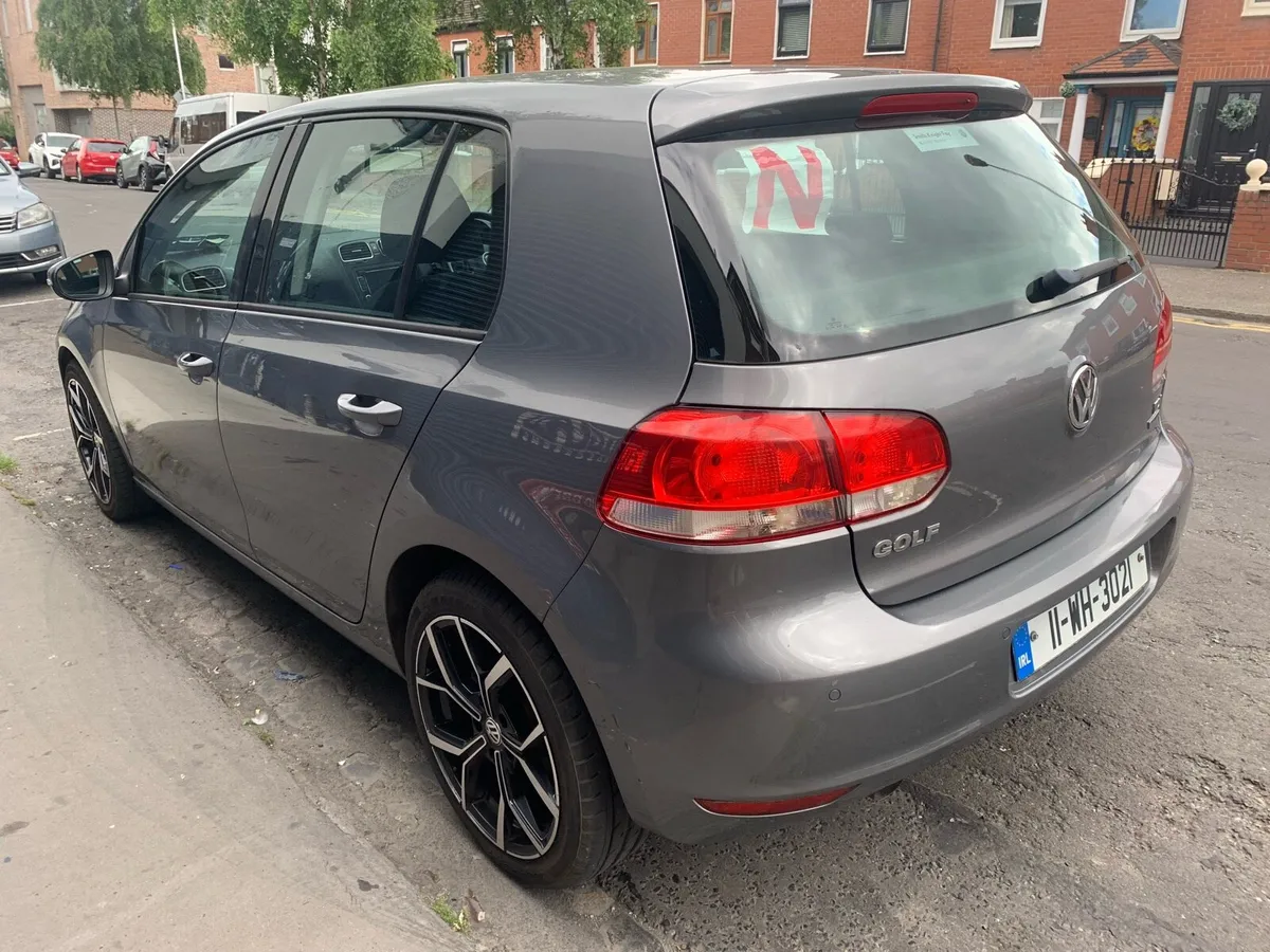 Volkswagen Golf - Image 4