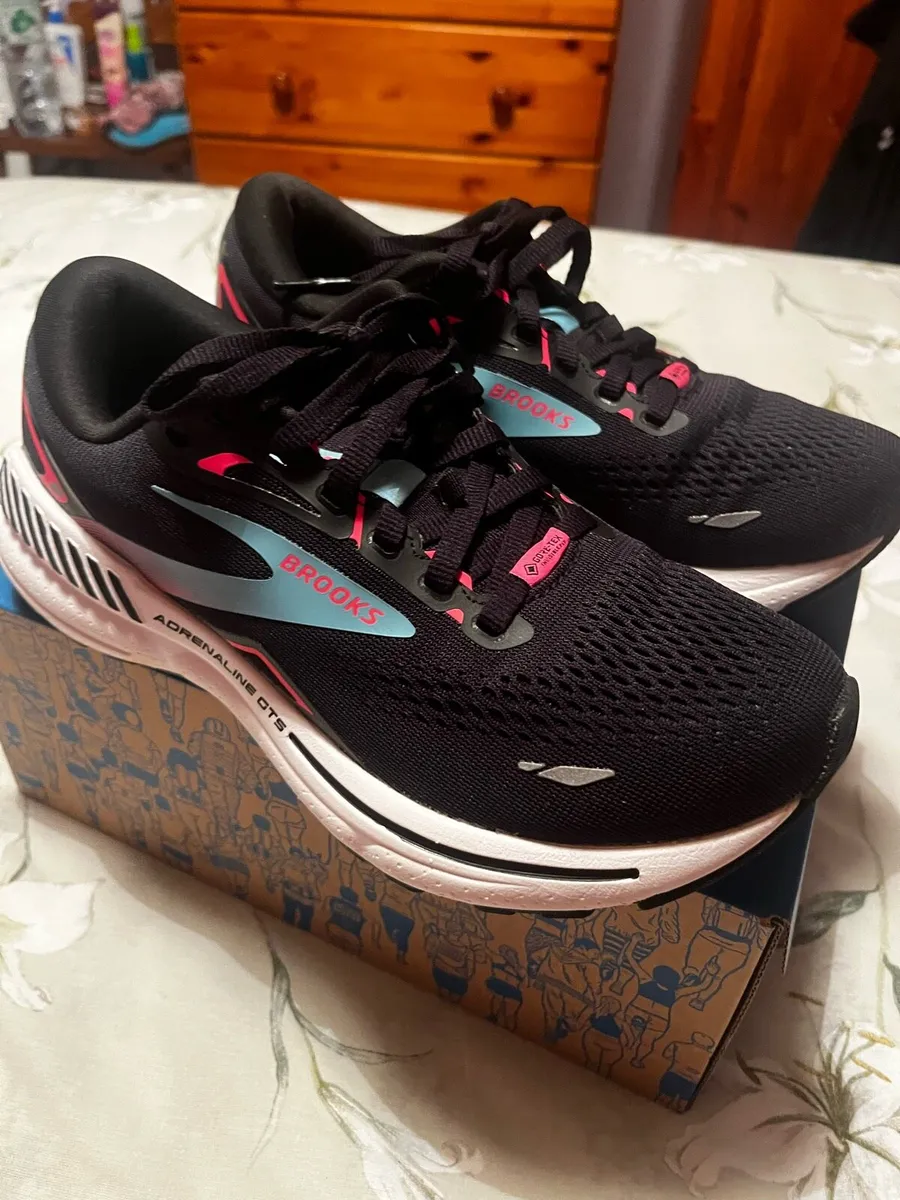 Brooks women’s running shoes - Image 1