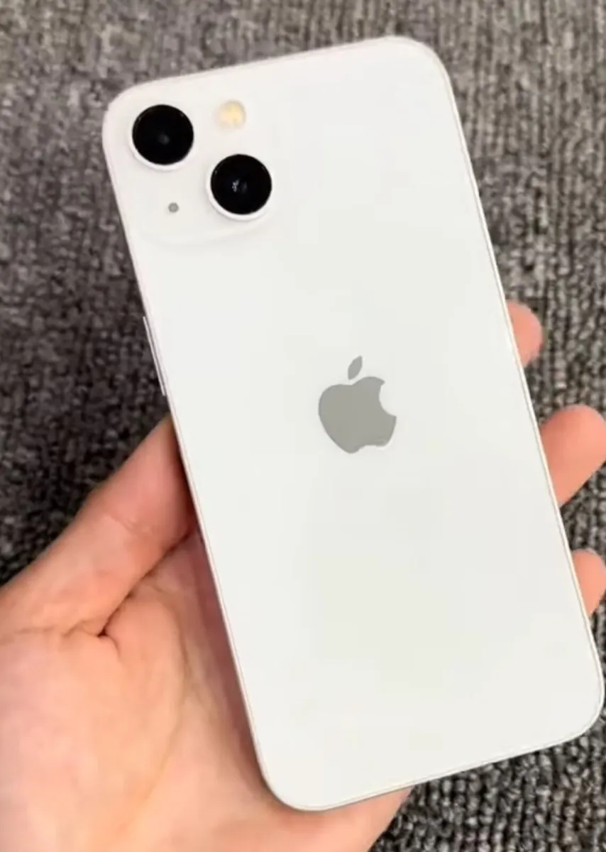 iPhone 13