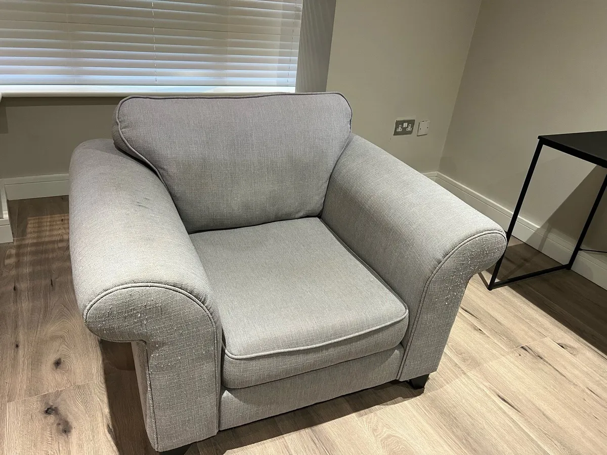 Sofa - Image 3
