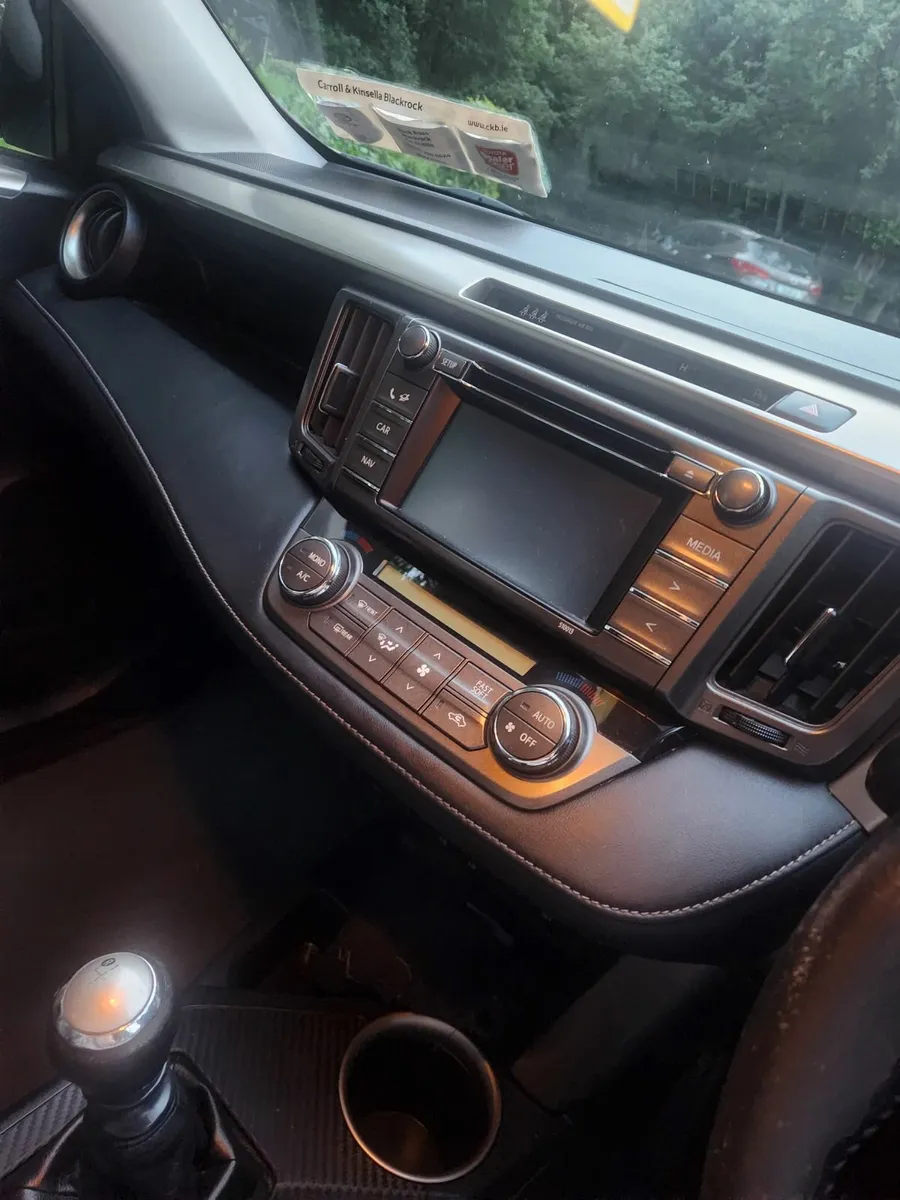 Toyata rav4 - Image 3