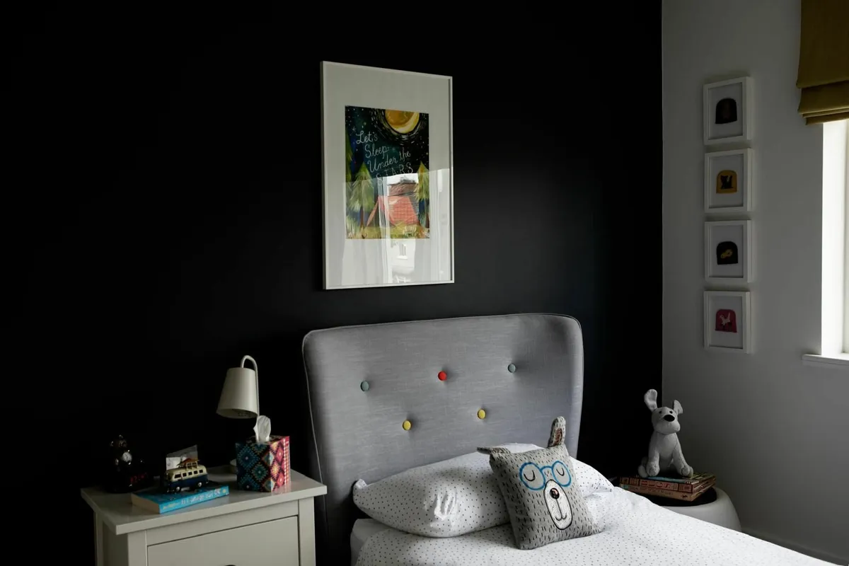 Single bed and matress - Image 1