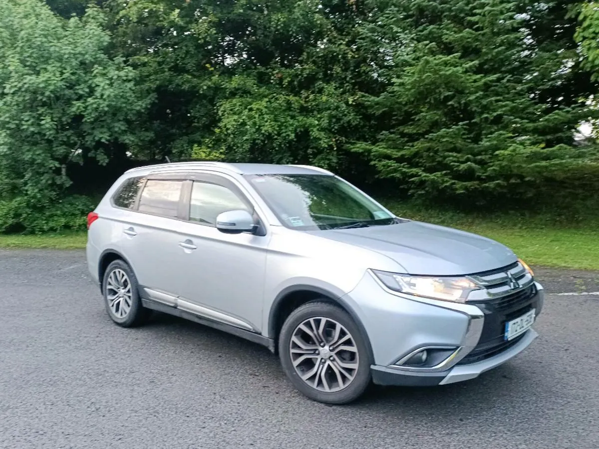 Mitsubishi Outlander - Image 1