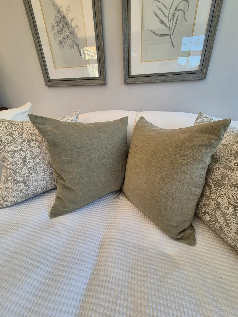 Linen cushions - Image 1