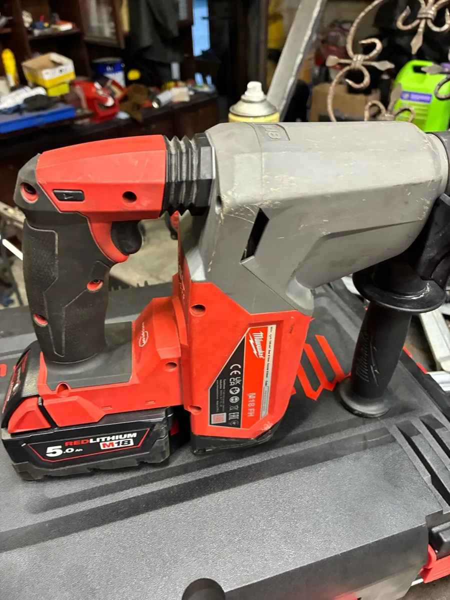 Milwaukee sds drill - Image 1