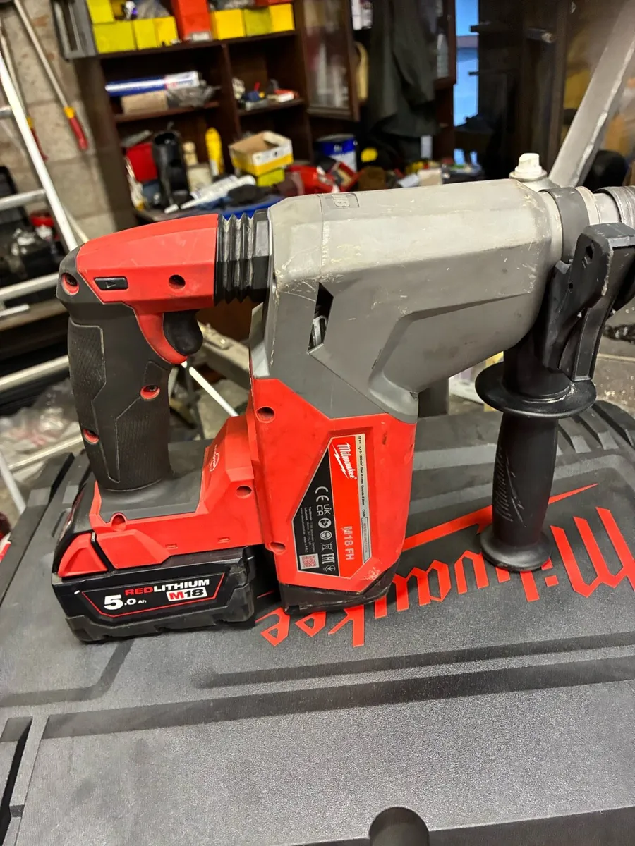 Milwaukee sds drill - Image 2