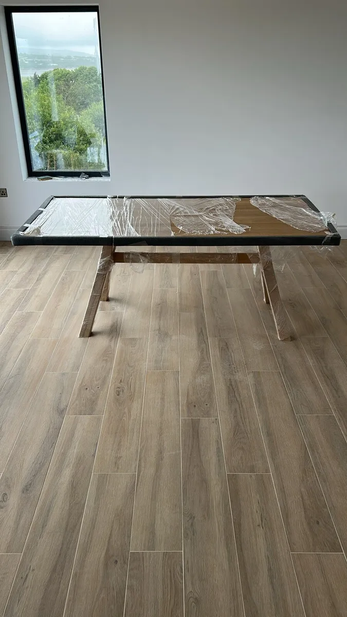 Solid Oak Dining Table - Image 1