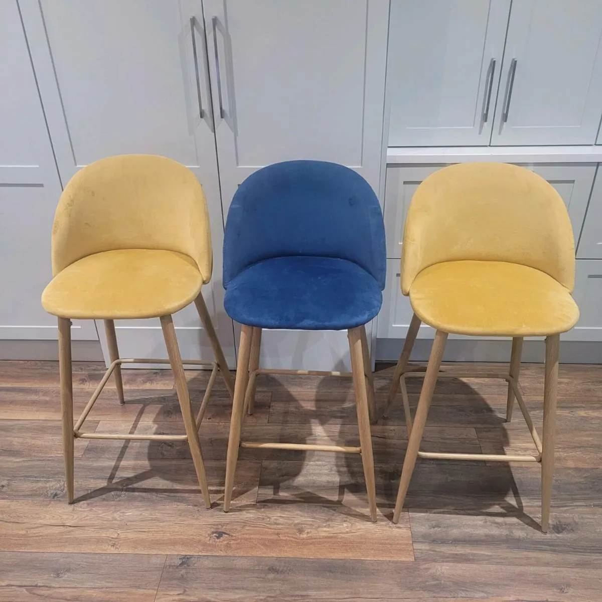 High stool - Image 1