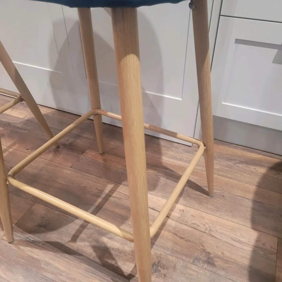 High stool - Image 2
