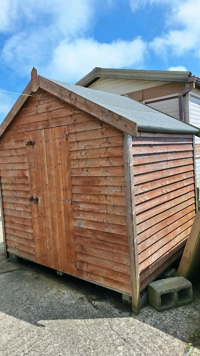 Timber shed - Image 1