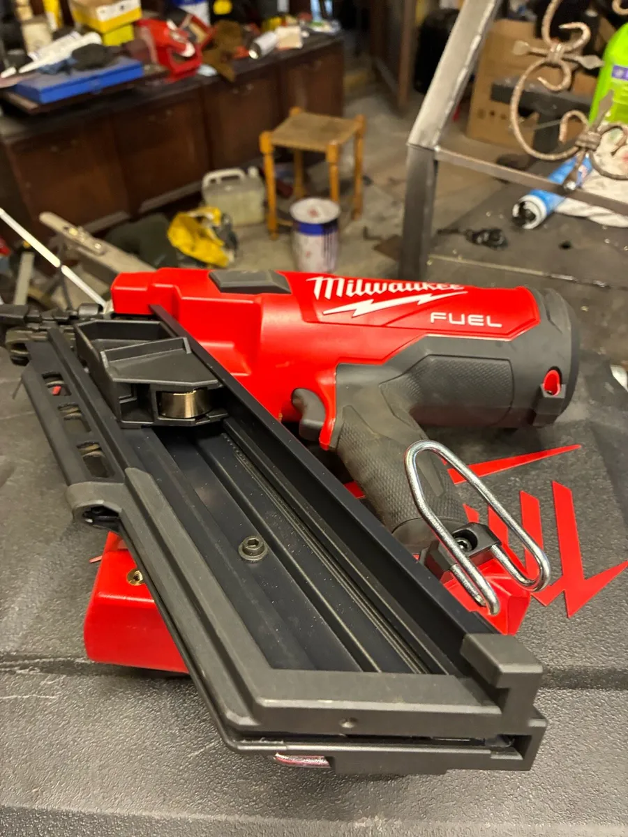 Milwaukee first fix nail gun - Image 1